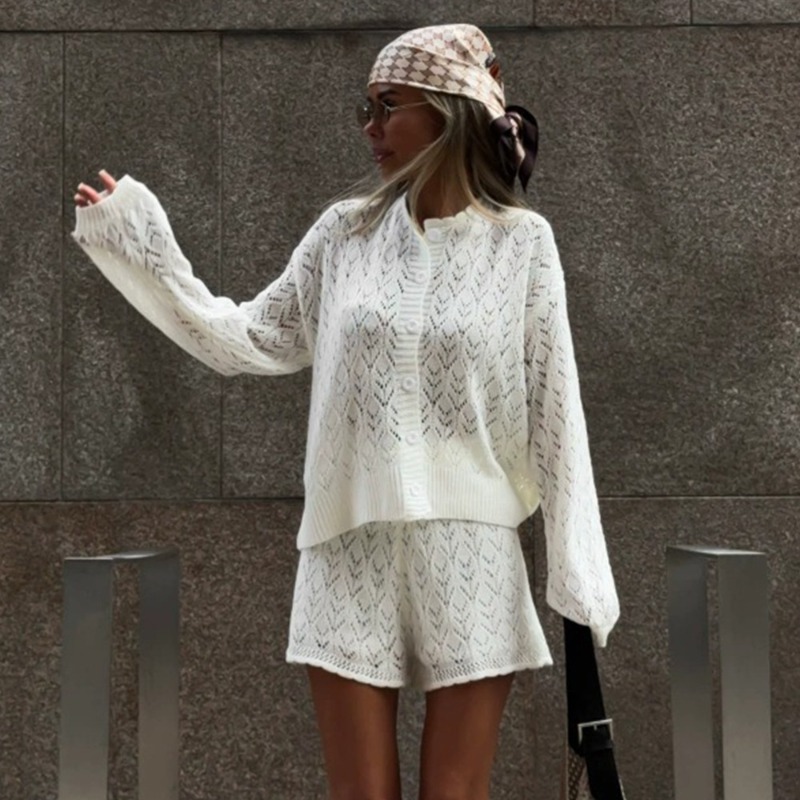 Tuularose White Knit Shorts 2- - Knitted Cardigan Men 评论和价格
