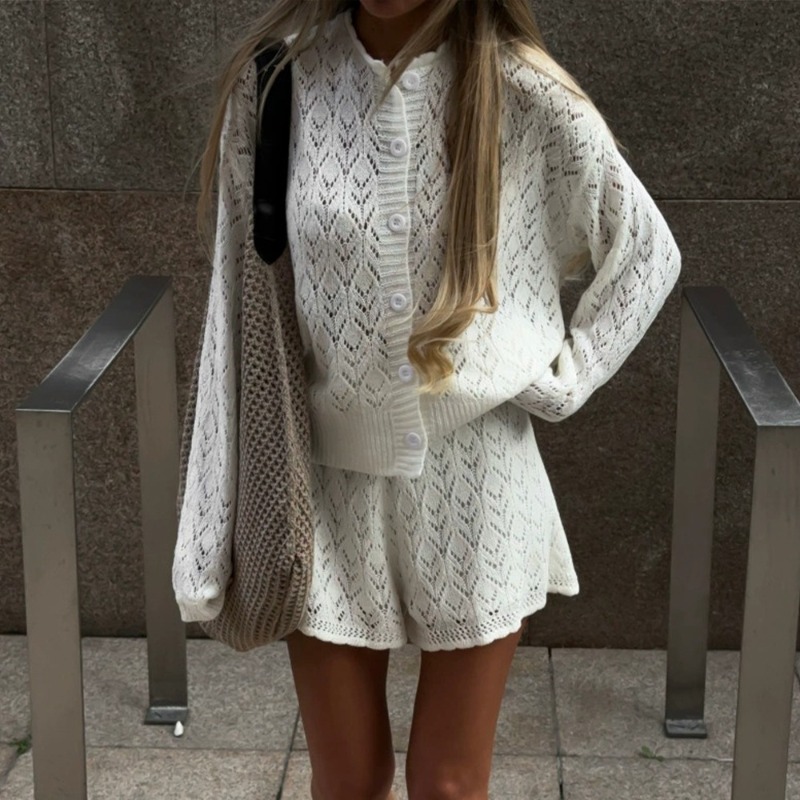 Tuularose White Knit Shorts 2- - Knitted Cardigan Men 评论和价格