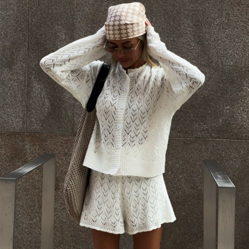 Tuularose White Knit Shorts 2- - Knitted Cardigan Men 评论和价格